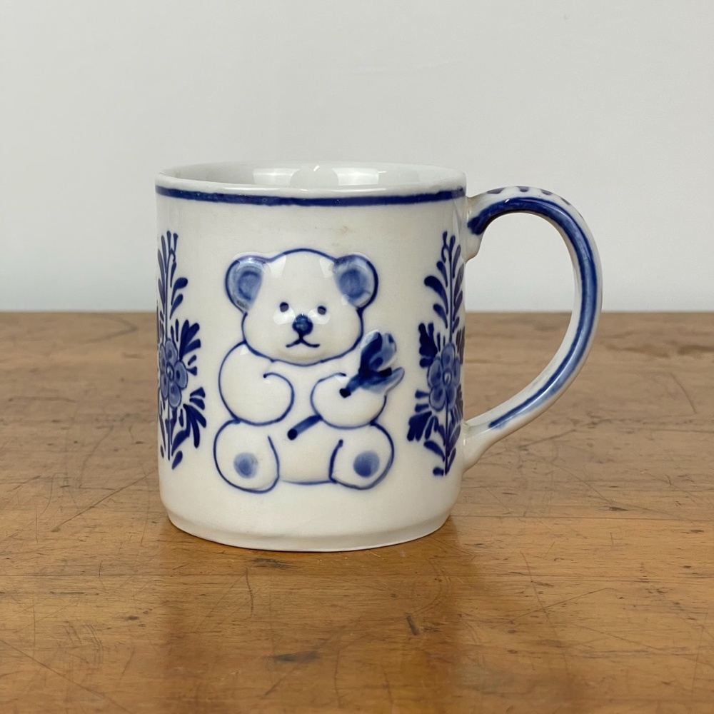 Vintage JOA DAIC Hand Painted Delft Blue 3D Teddy Bear Coffee Mug Cup